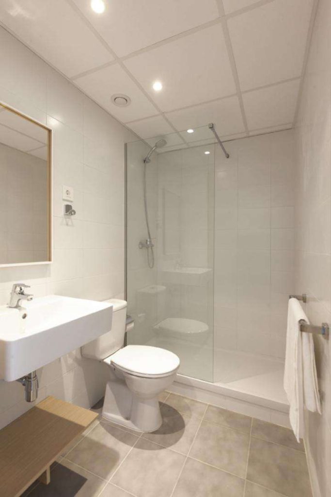 SmartRoom Barcelona DELUXE QUADRUPLE ROOM