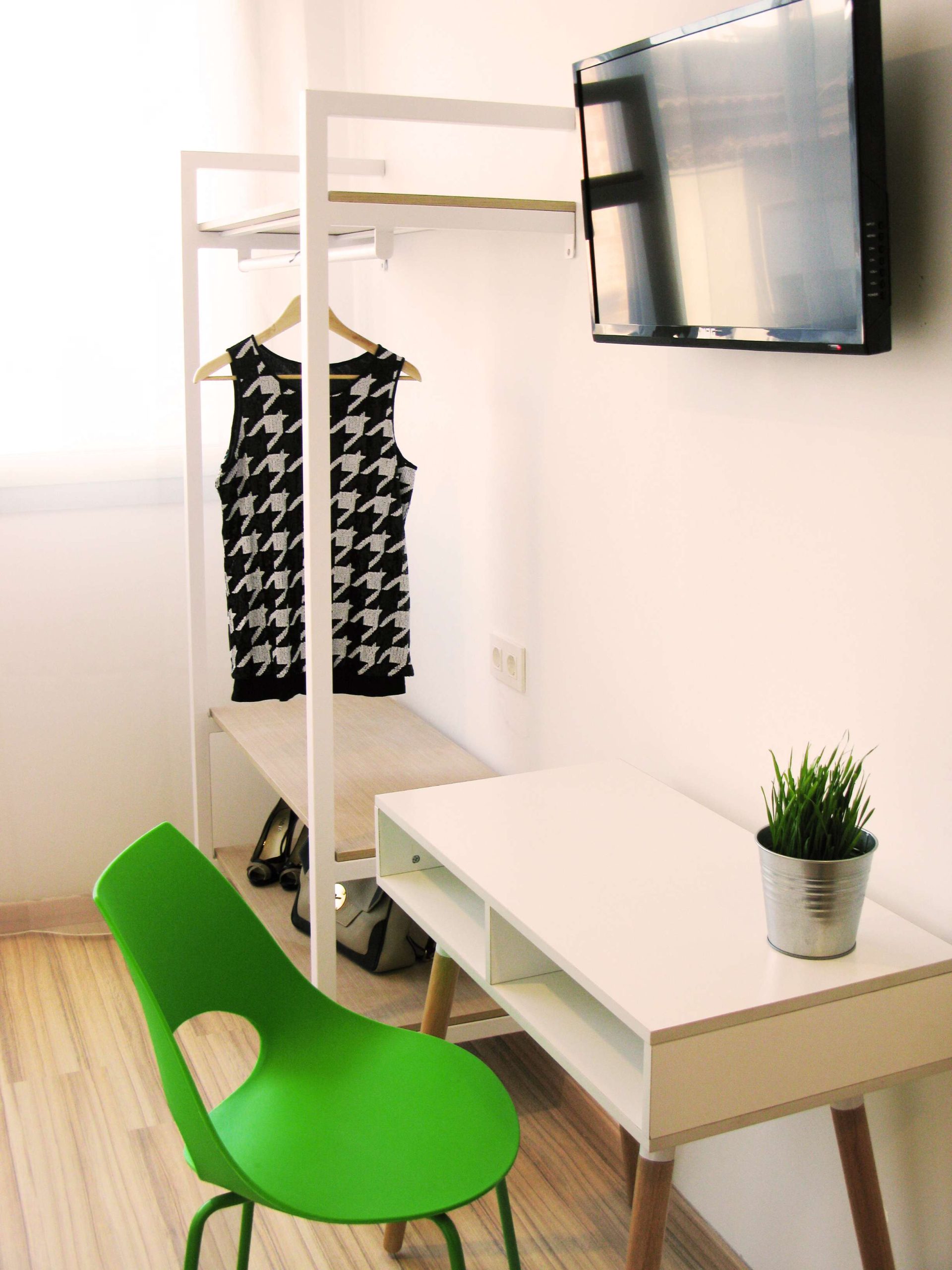 SmarRoom Barcelona DOUBLE EXTERIOR TWIN ROOM