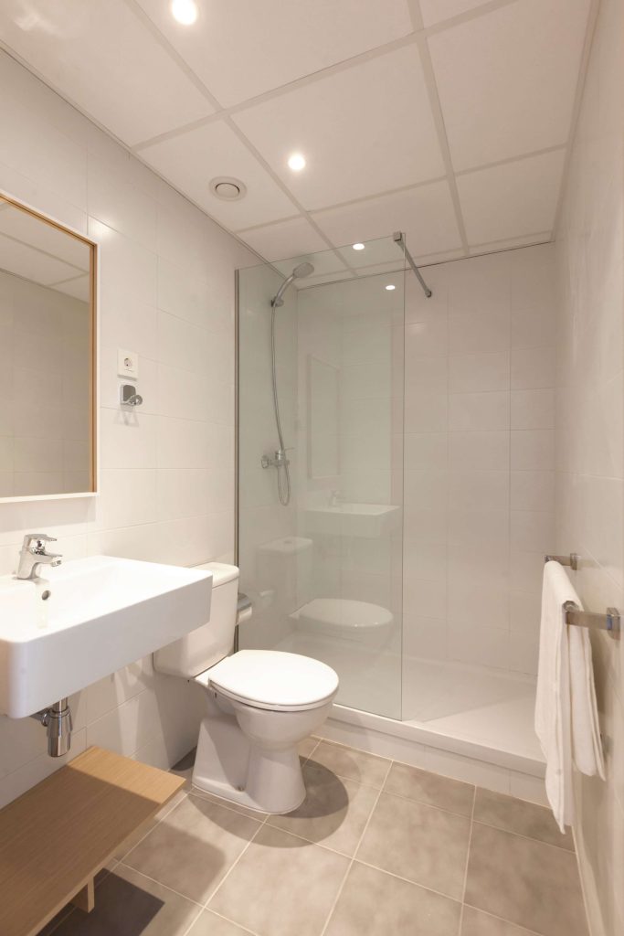 SmartRoom Barcelona DOUBLE TWIN ROOM