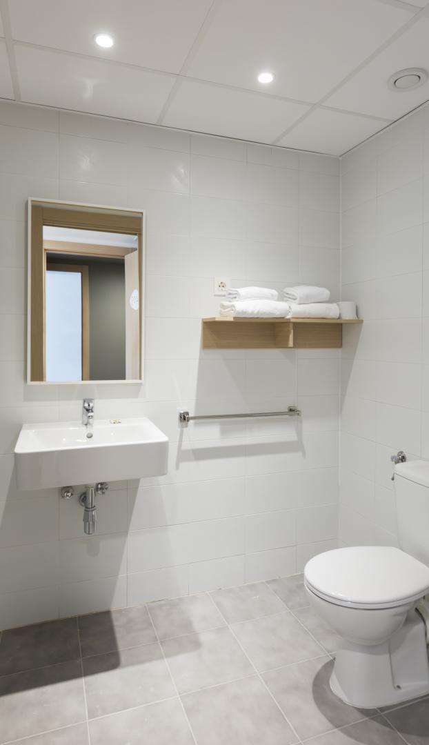 SmartRoom Barcelona DOUBLE TWIN ROOM